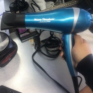 Babybliss Pro Nano Titanium Blowdryer